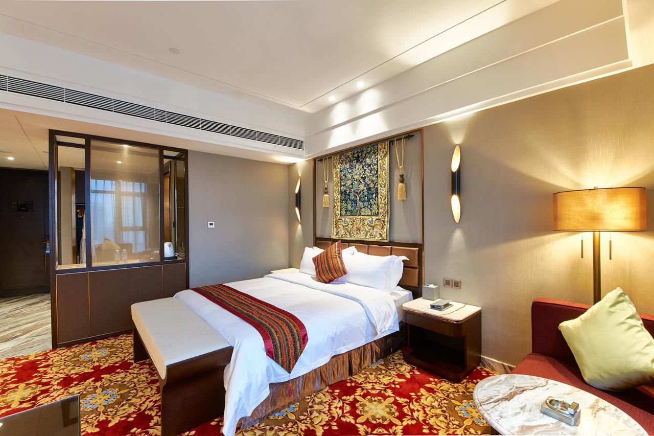 Zhongshan Guzhen Huayu Landmark Hotel Екстер'єр фото