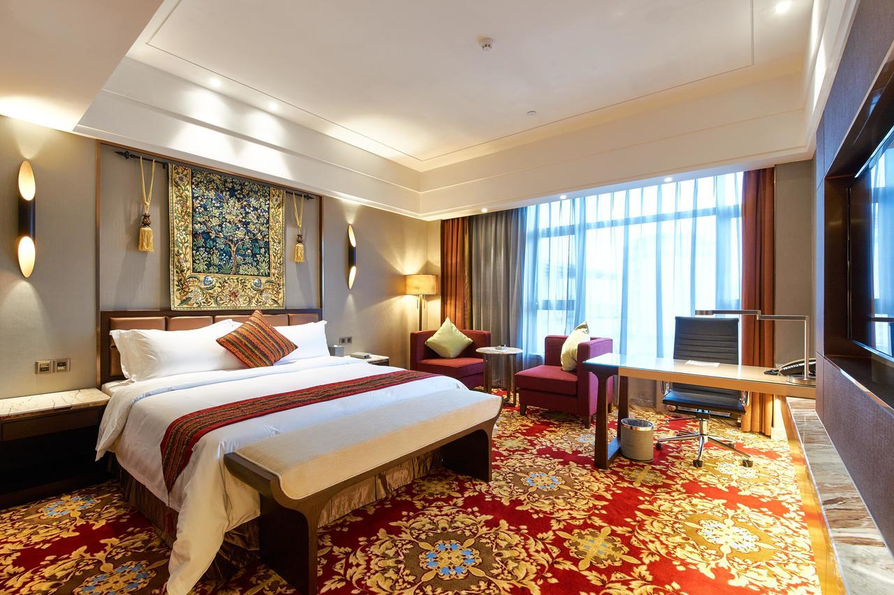 Zhongshan Guzhen Huayu Landmark Hotel Екстер'єр фото