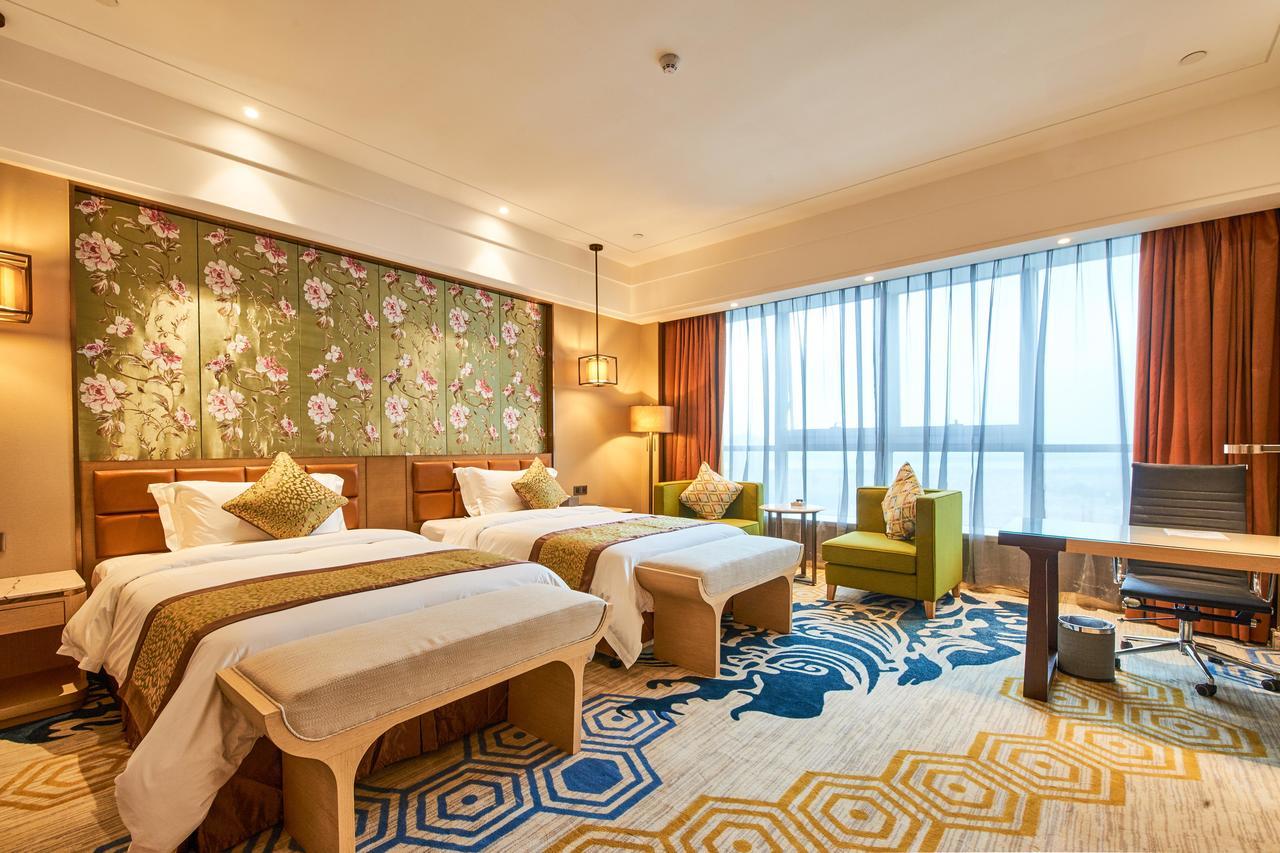 Zhongshan Guzhen Huayu Landmark Hotel Екстер'єр фото